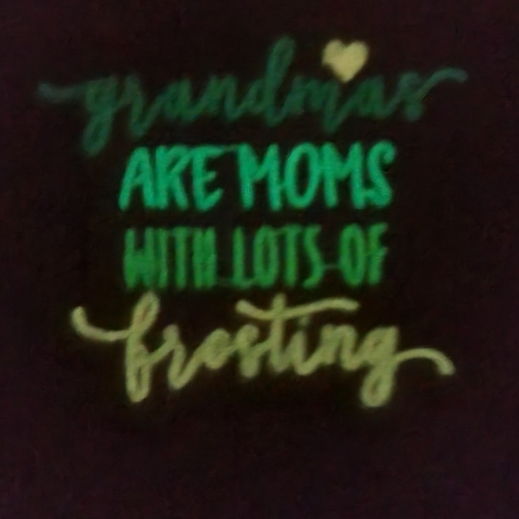 Luminous Grandmother's Handkerchief - Picture 2 of 3